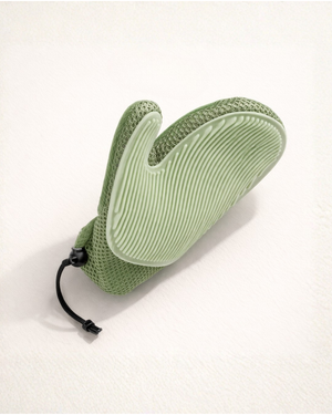 Pelo™ Grooming Glove